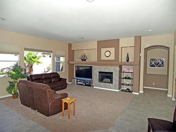 3rd image of 10480 Garden Light Dr