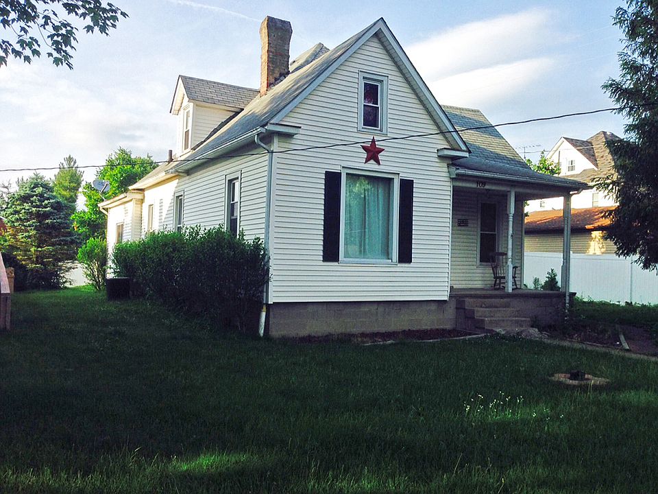 1st image of 109 E 6th St