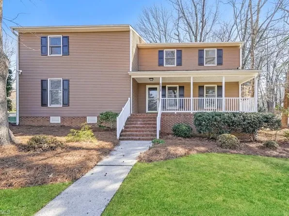 3612 Plympton Pl, Greensboro, NC 27410