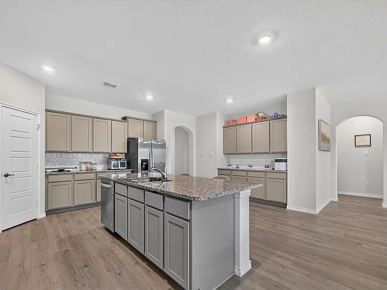 10121 High Grade Dr — Photo 6