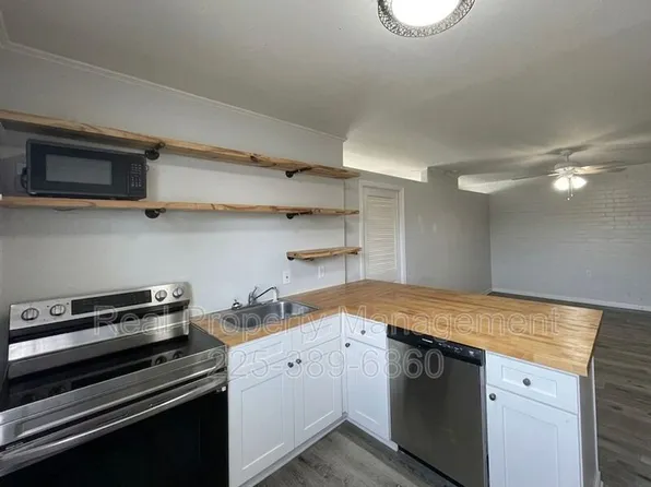 1121 Aster St APT 4, Baton Rouge, LA 70802
