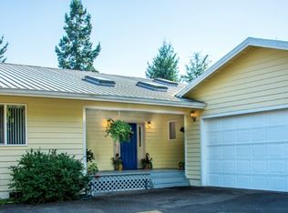 51 Molenda Ln, Port Townsend, WA 98368