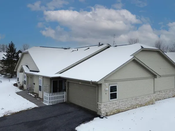 700 Leroy Ln APT 8, River Falls, WI 54022