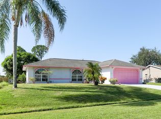 352 SW Duval Ave, Port Saint Lucie, FL 34983