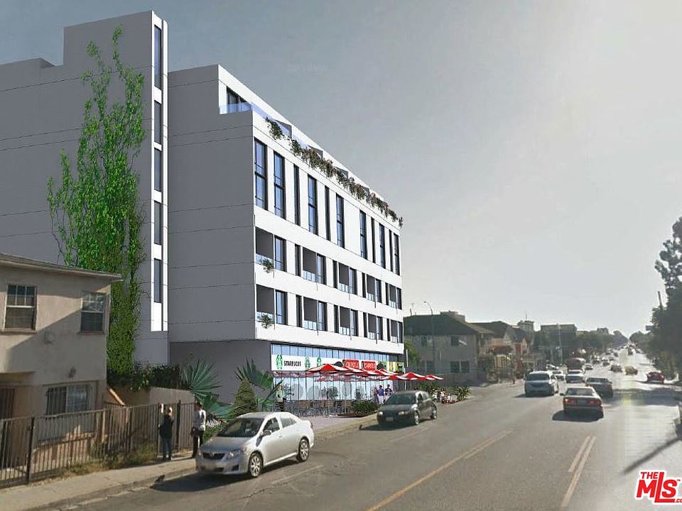 2nd image of 660 N Oxford Ave