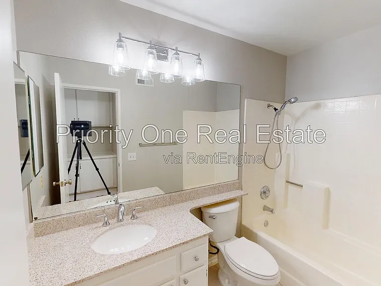 12441 Kestrel St — Photo 19