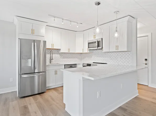 102 Windermere Ave #301, Wayne, PA 19087