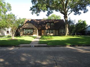 1802 Antigua Ln, Houston, TX 77058