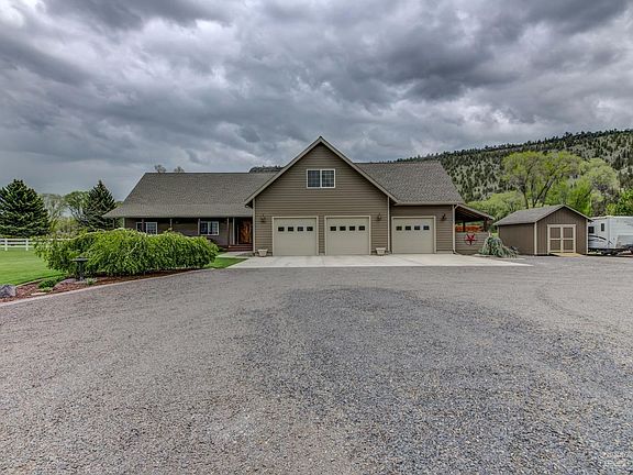 2nd image of 7000 NE Ochoco Creek Ln