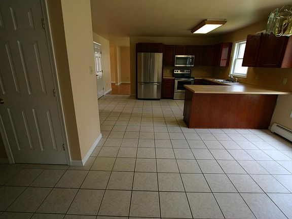 4th image of 9437 Juniper Dr