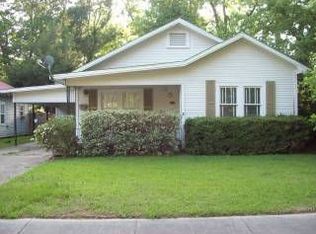 521 S 3rd St, Eunice, LA 70535