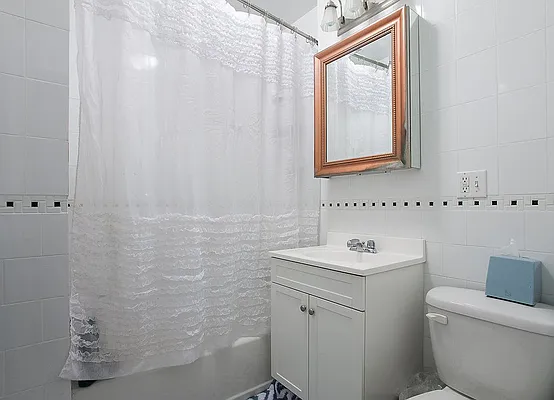 Rented by Emor Management Inc. | media 25