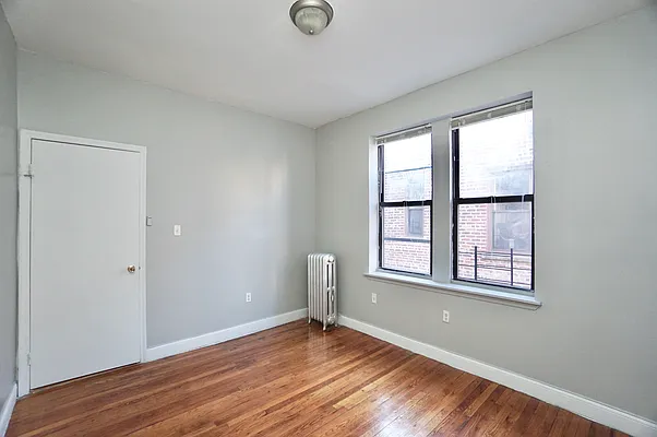 Rented by BRICK & GALO REALTY CORP | media 29