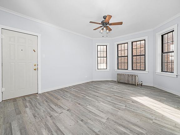2nd image of 6128 S Ingleside Ave #2W
