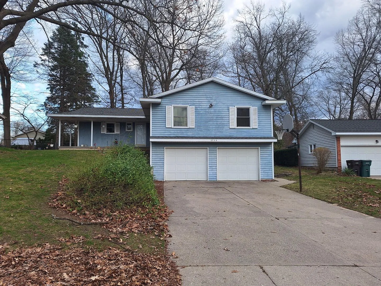 5508 Greenboro Dr SE photo 1