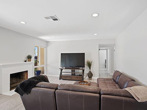 3rd image of 311 E Swain Rd