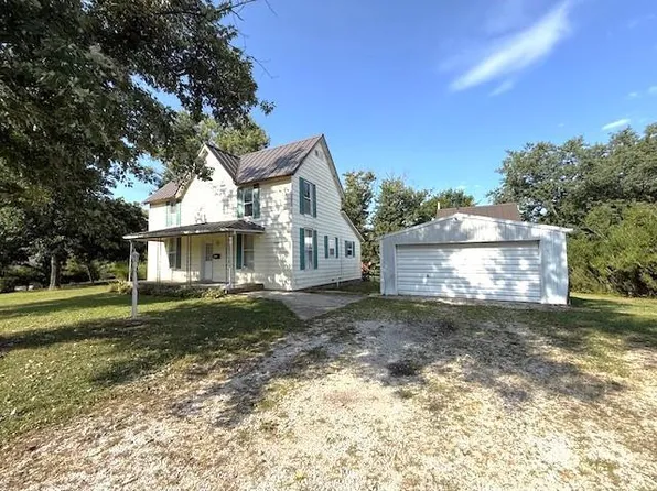 108 S Pinkhart St, Macon, MO 63552