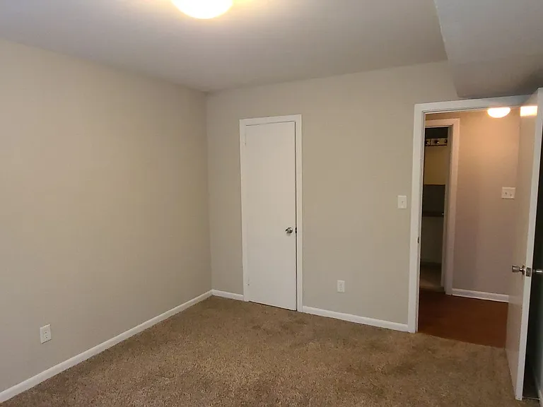 Green Springs Village Apartments - Birmingham, AL — Photo 19