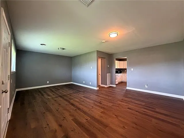 15457 River Rd — Photo 2