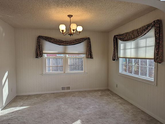 5th image of 444 N Almira Ave