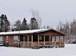 1131 Stanley St, Cheboygan, MI 49721