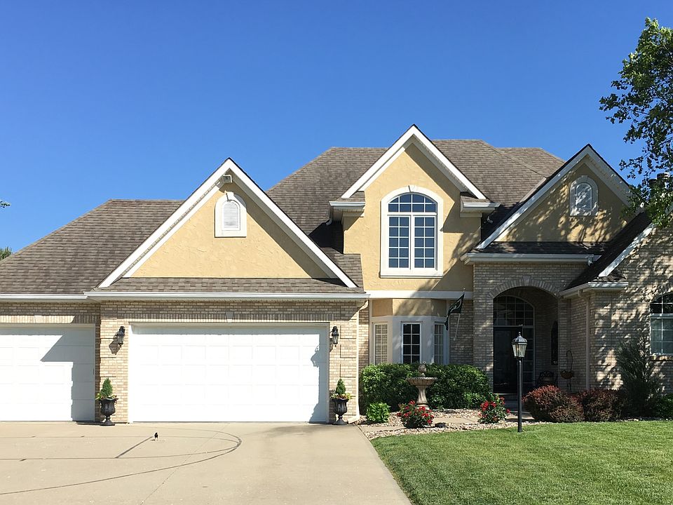 1st image of 3211 Harbor View Dr