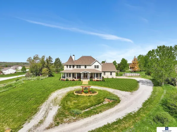 1430 Westfork Dr, Raymond, NE 68428
