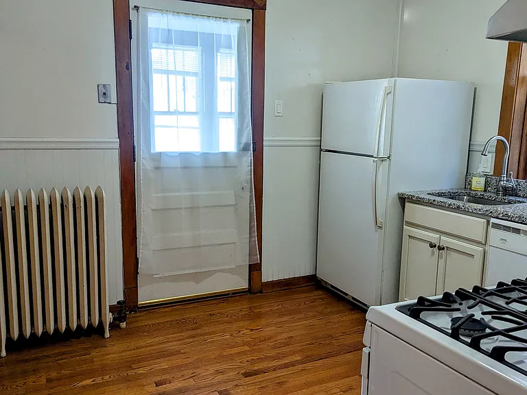 3619 N Claremont Ave #1 — Photo 10
