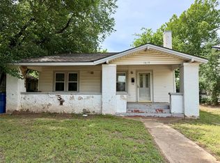 1619 W Iowa Ave, Chickasha, OK 73018