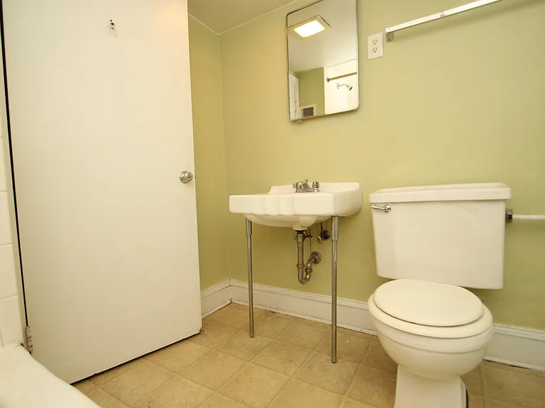 1621 Park Ave. — Photo 11