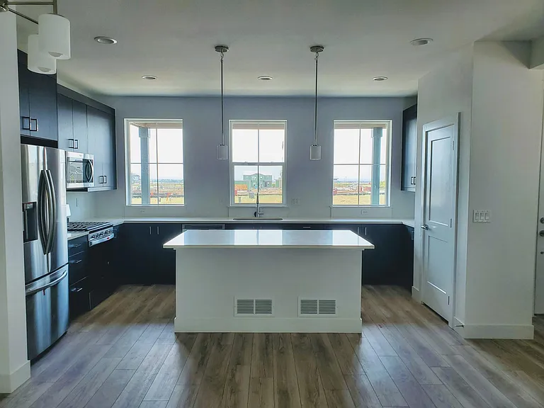 6106 Netherland Ct — Photo 5