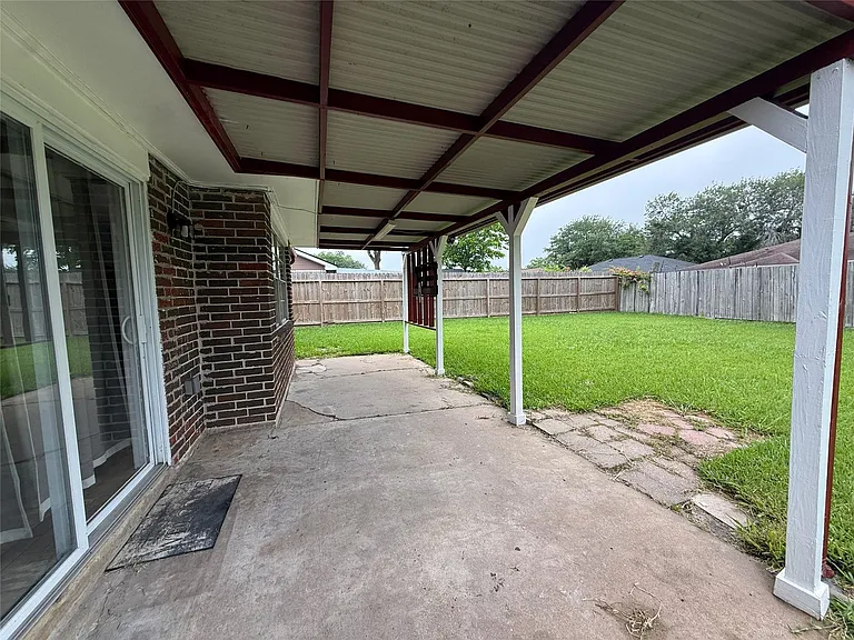 10519 Kirkglen Dr — Photo 15