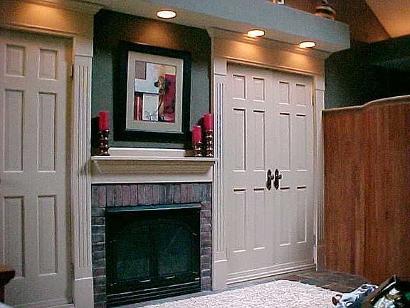 1st Floor Master Bedroom