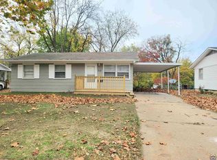 710 SE 35th St, Topeka, KS 66605