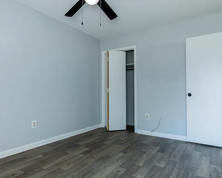 Silkwood Apartments — Photo 7