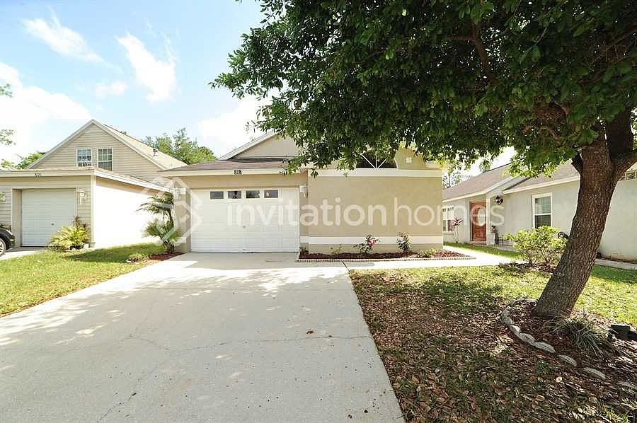 1st image of 818 Cape Cod Cir