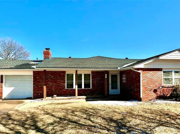 113 N Stephens St, Ponca City, OK 74601