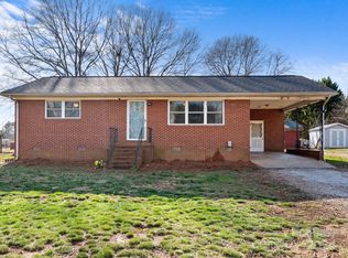 1101 Kiser Dairy Rd, Dallas, NC 28034