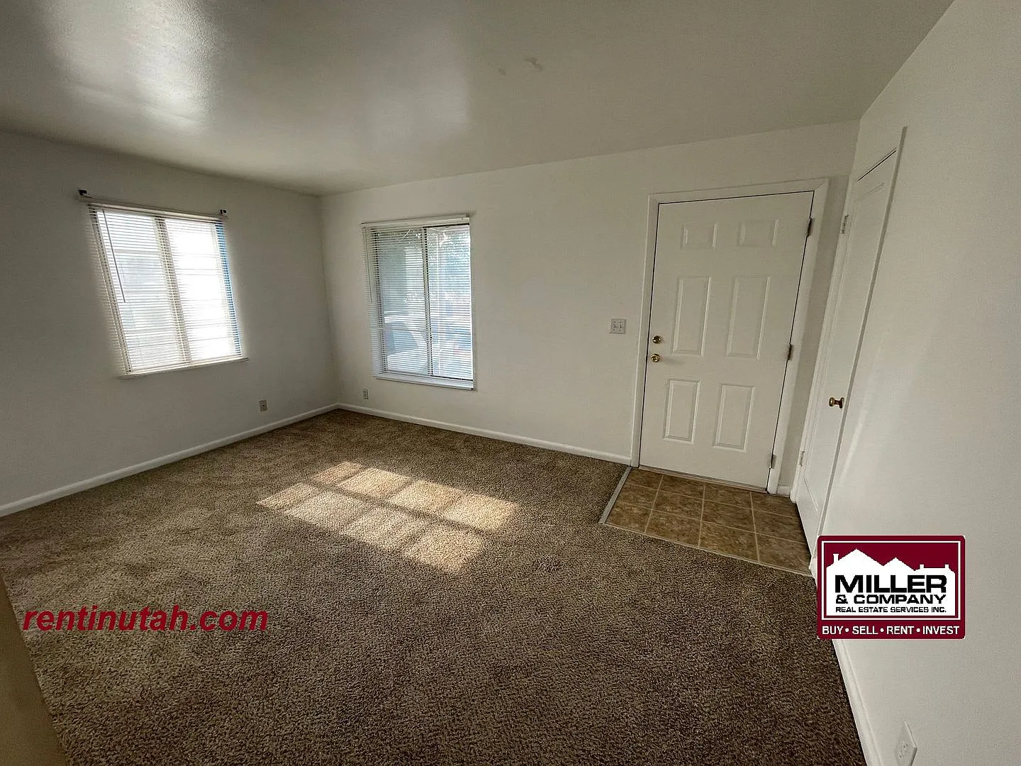 Cute 2 bedroom Duplex For Rent!! — Photo 3