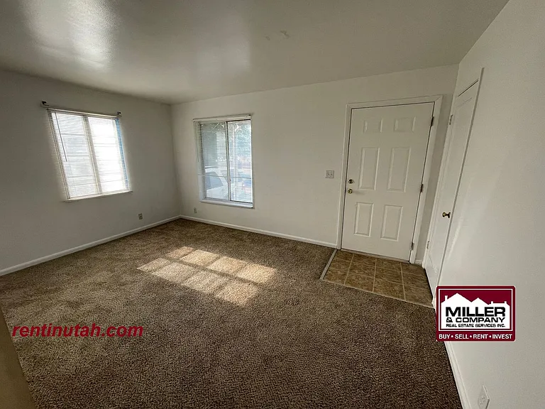 34 W Russett Ave #A — Photo 3