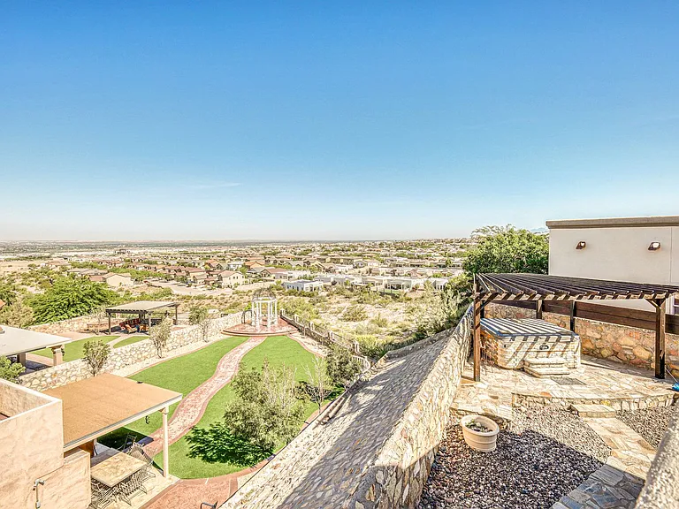 1627 Brillo Del Sol #C-T — Photo 67