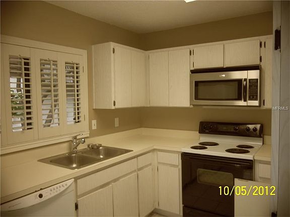 2nd image of 15232 Pond Woods Dr