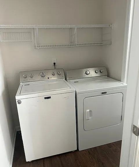 103 Gregory Ct — Photo 15