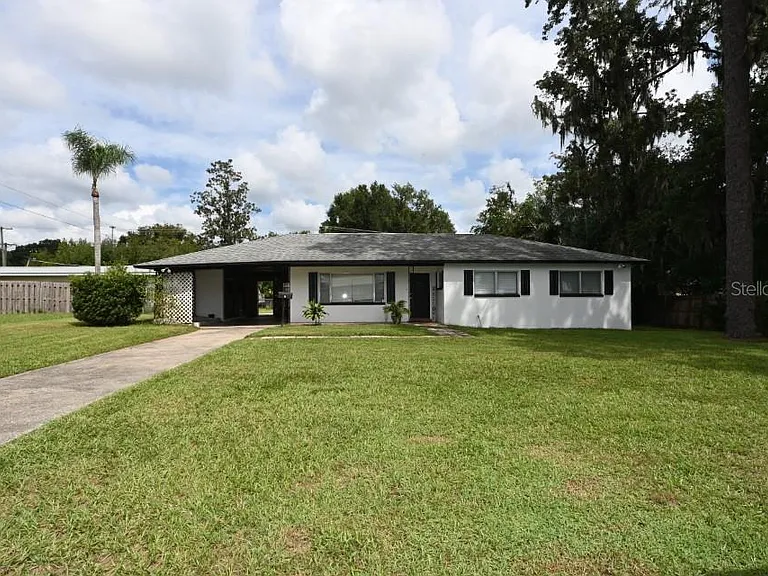37017 Meridian Ave — Photo 1