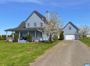 180 Quail Meadows Dr, Sequim, WA 98382