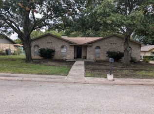 1918 Tulane St, Gainesville, TX 76240