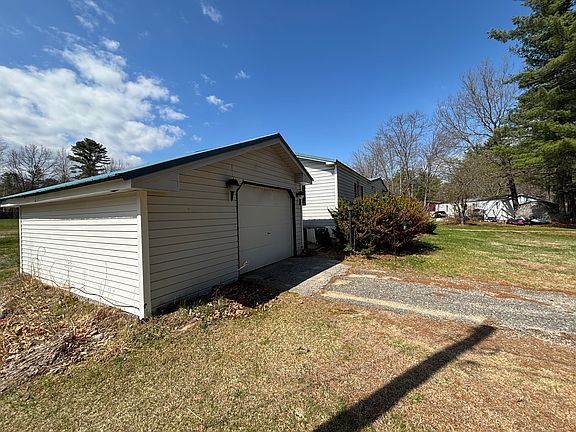 4th image of 30 Pond Park Road