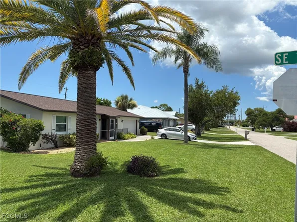 126 SE 40th Ter, Cape Coral, FL 33904