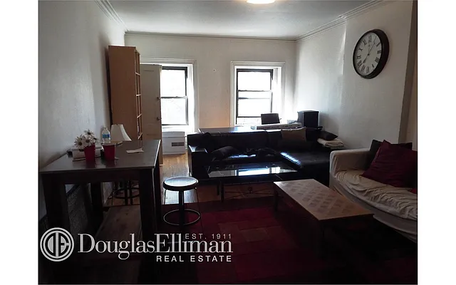 Rented by Douglas Elliman | media 24