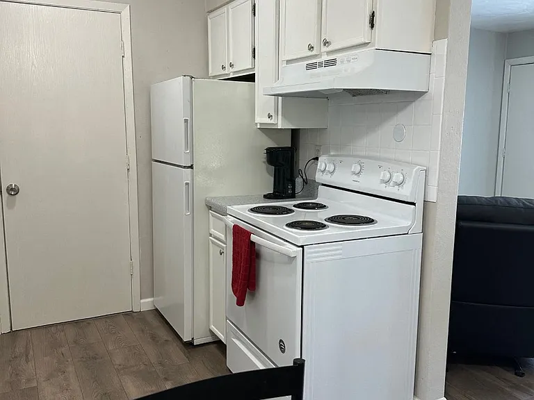 Shiloh Commons Holdings — Photo 14